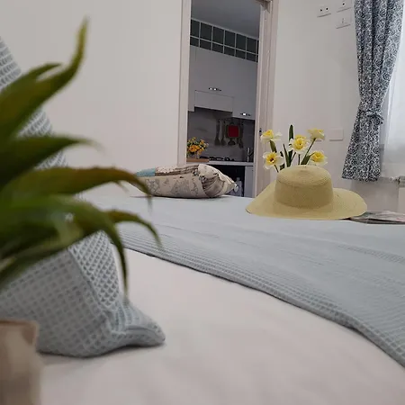 Martin アパート ジャルディーニ・ナクソス