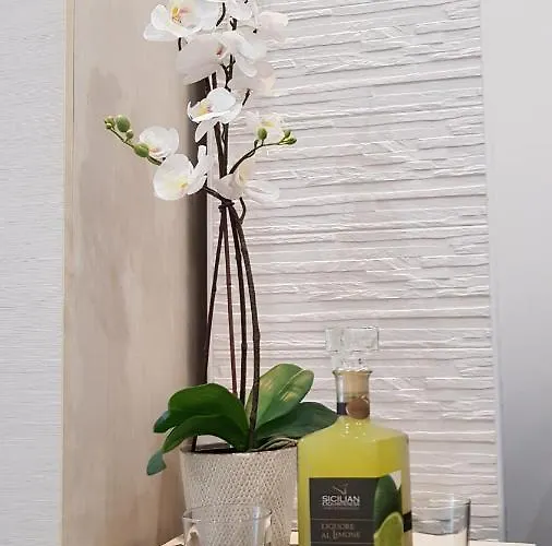 Martin * Giardini Naxos