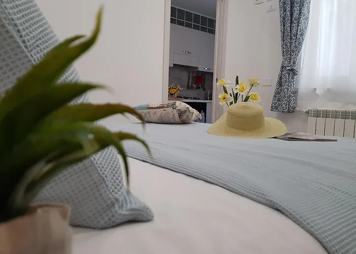 Martin アパート ジャルディーニ・ナクソス